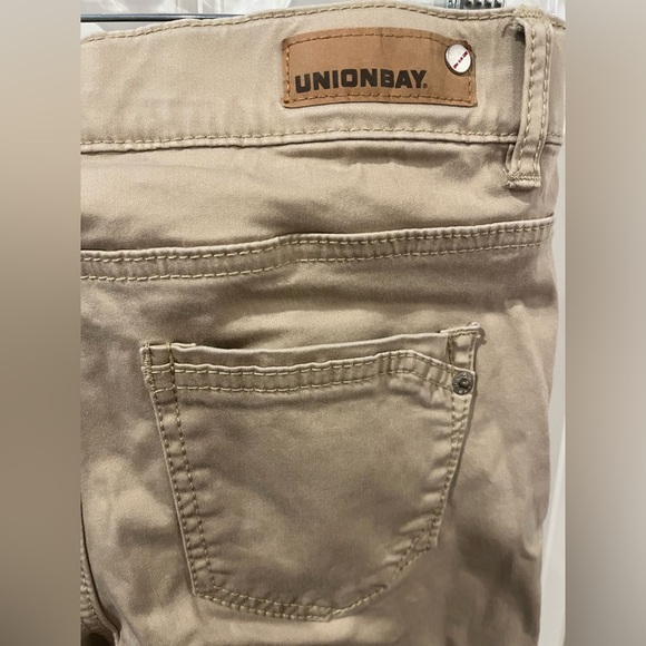 Union Bay Tan Khaki Pants Size 3 - Picture 1 of 5